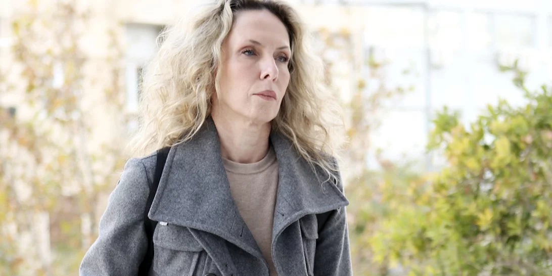 Εβελίνα Παπούλια | " Ο Πέτρος Φιλιππίδης είναι ένας πολύ κακός άνθρωπος. Αηδίασα, είπα τέλος"