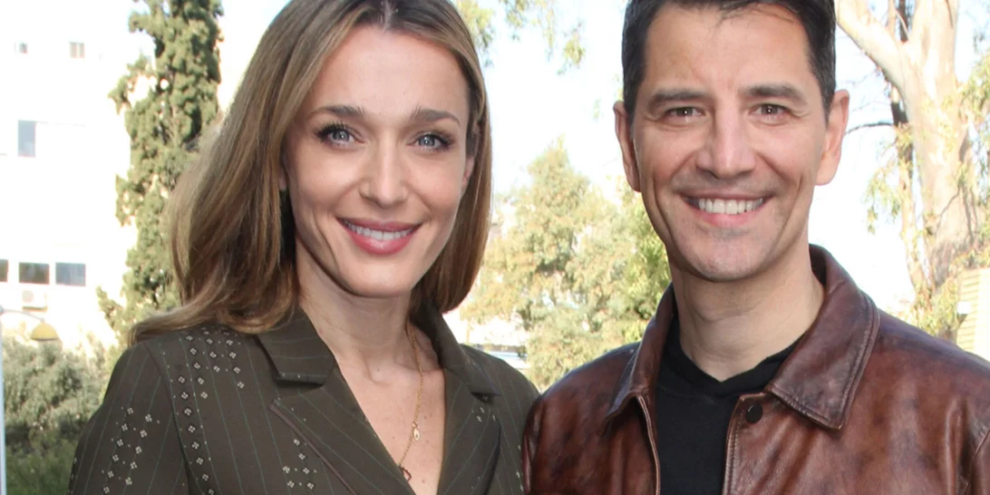 Ο Σάκης Ρουβάς και η Κάτια Ζυγούλη μας δείχνουν τις προετοιμασίες για το πασχαλινό τους τραπέζι!