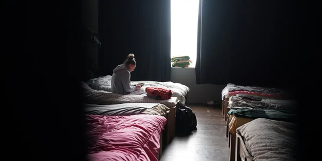 ΟΗΕ | Να μην επιτρέπεται η φιλοξενία μόνων προσφύγων γυναικών από εργένηδες άνδρες