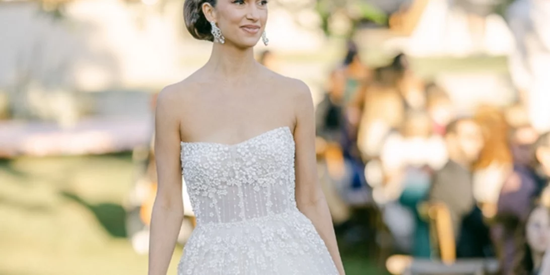 H Άννα Πρέλεβιτς παντρεύεται τον Νικήτα Νομικό | Η φωτογραφία με το μονόπετρο