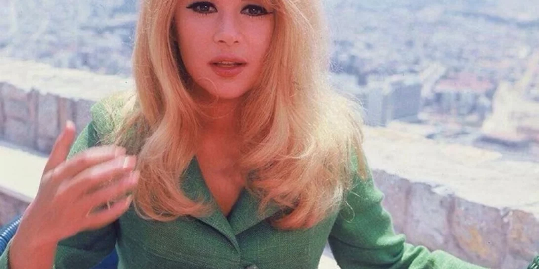 Μαρία Αλιφέρη | "Ήμουν ο καημός της Αλίκης Βουγιουκλάκη γιατί την περνούσα σε εισιτήρια" [Βίντεο]