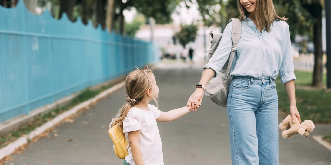 "Obstacle parenting"| Μήπως οι γονείς πρέπει να κάνουμε τη ζωή των παιδιών μας πιο δύσκολη;