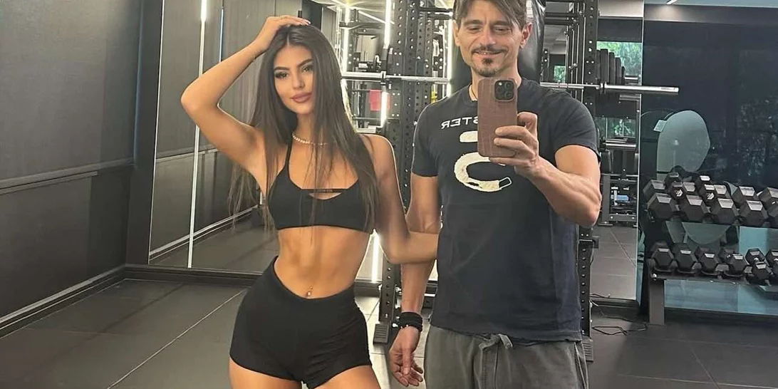 Η Δέσποινα Γιαννακοπούλου χορεύει στο TikTok, φορώντας λευκή γούνα