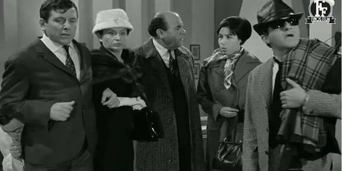 Η Φίνος Φιλμ αποχαιρετά το 2021 με τον πιο απολαυστικό τρόπο - Το ξεκαρδιστικό και νοσταλγικό βίντεο