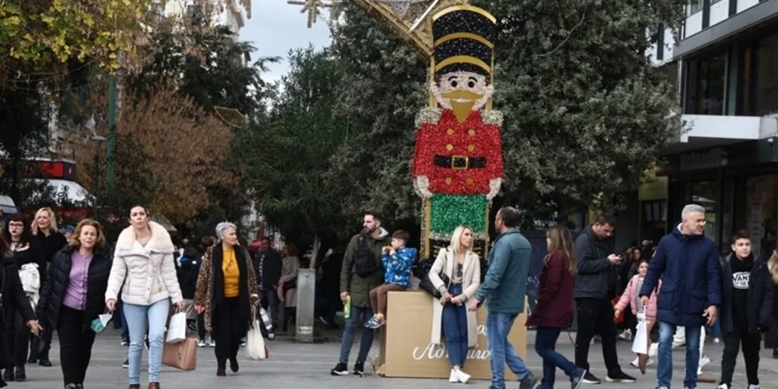 Οι τέσσερις Κυριακές που θα είναι ανοιχτά τα καταστήματα μέχρι το τέλος της χρονιάς