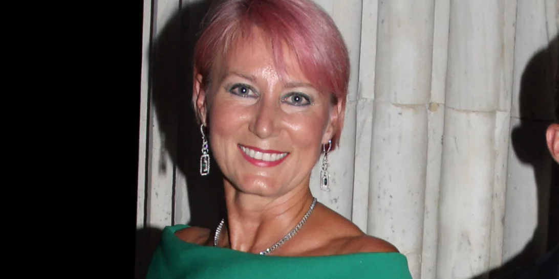 Νατάσα Παζαΐτη | Η σπάνια εξομολόγηση για τη γυναίκα που θαυμάζει "για τη δύναμή της, για το ανάστημα, για τη φωνή της"