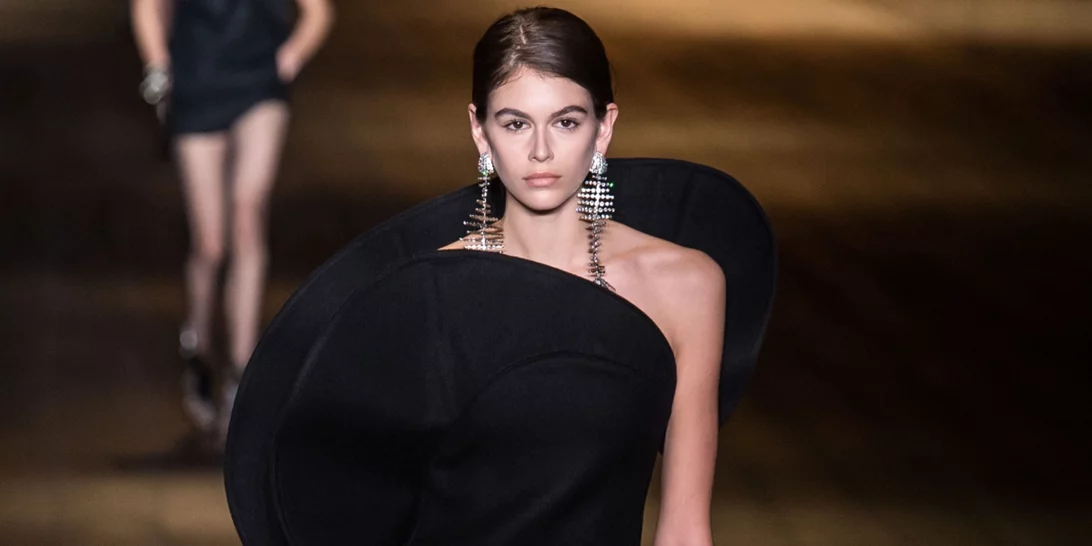 Αυτό είναι το μαύρο φόρεμα που θα φορέσεις περισσότερο στις φετινές γιορτές