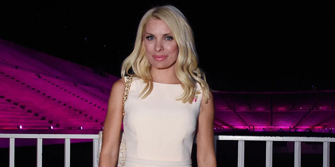 Η Ελένη Μενεγάκη φόρεσε το πιο ιδιαίτερο καρό φόρεμα όπως όλες οι fashionistas του Instagram