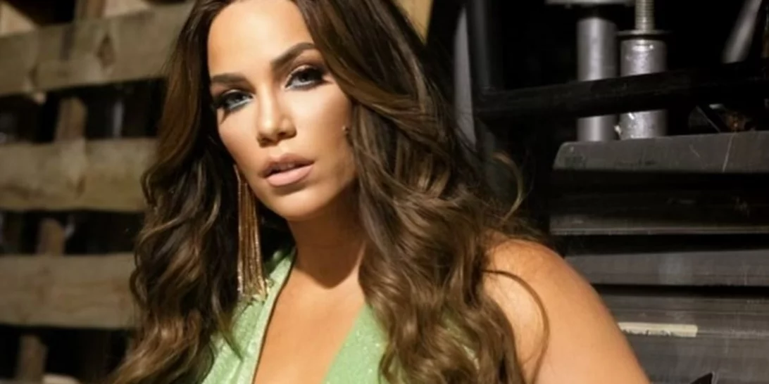 Η Κατερίνα Στικούδη έπαψε να είναι καστανή