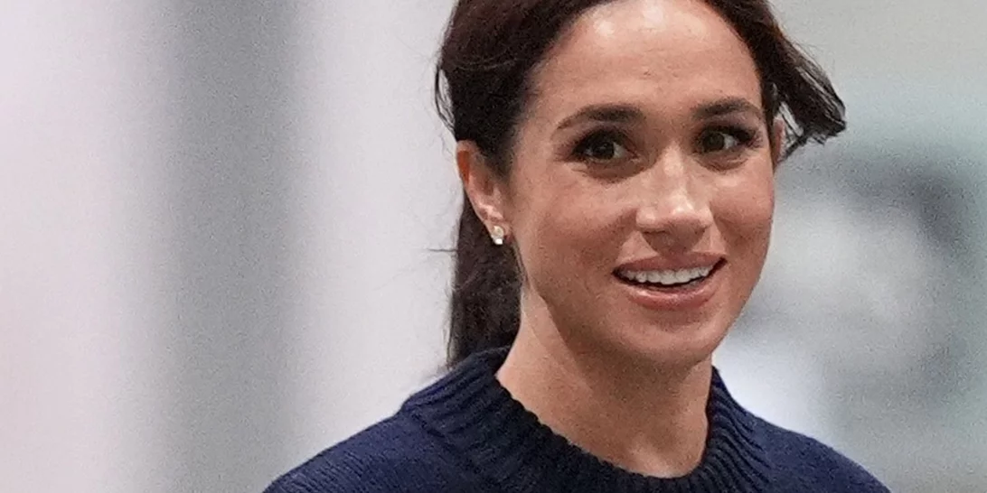 Η Meghan Markle μάς δείχνει το πρόσωπο της κόρης της, Lilibet | Το σπάνιο κλικ