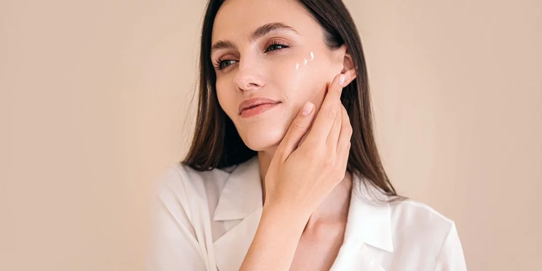 H μόνη σειρά περιποίησης που θα χρειαστείς για να δεις την επιδερμίδα σου αναζωογονημένη