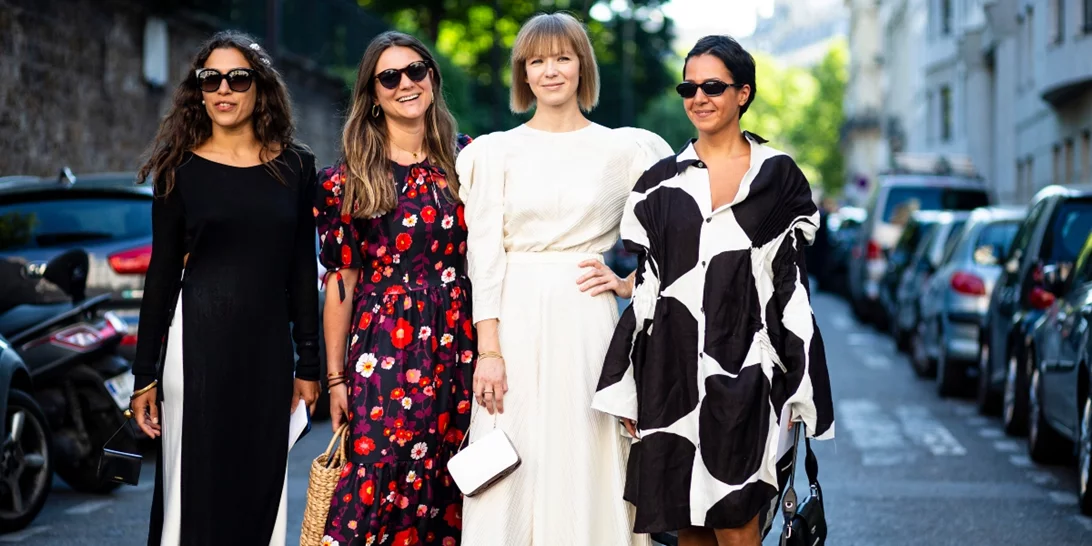 Αυτό είναι το φόρεμα που θέλουν όλες οι fashion influencers