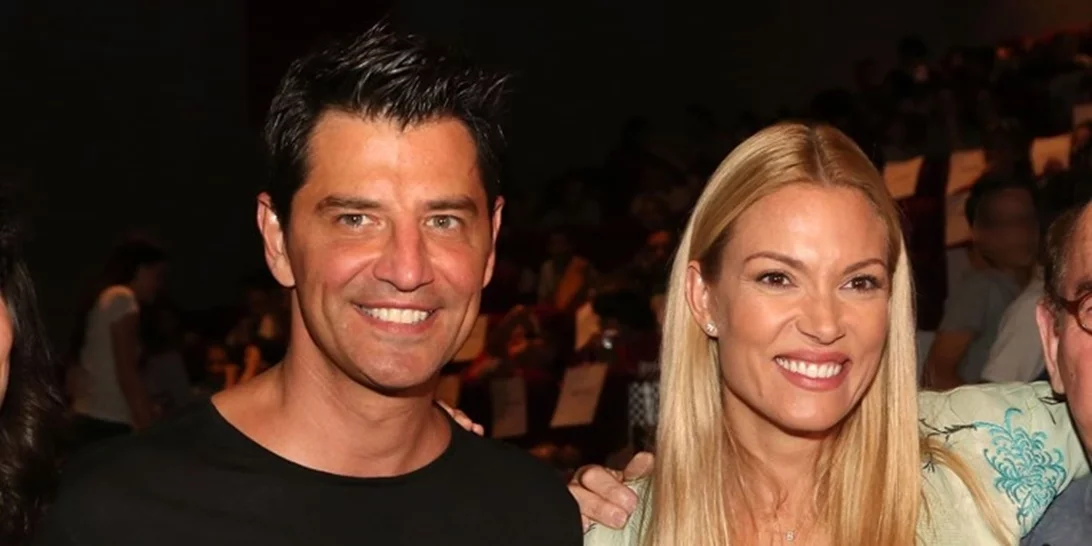 33 χρόνια πριν | H Βίκυ Καγιά ποζάρει αγκαλιά με τον Σάκη Ρουβά σε ηλικία 14 χρονών