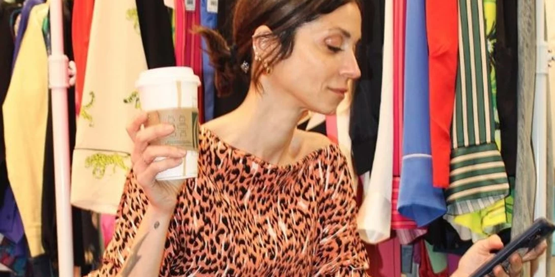 Σοφία Καρβέλα | Super stylish στη Βαρκελώνη - Το (τέλειο) ανοιξιάτικο σύνολό της