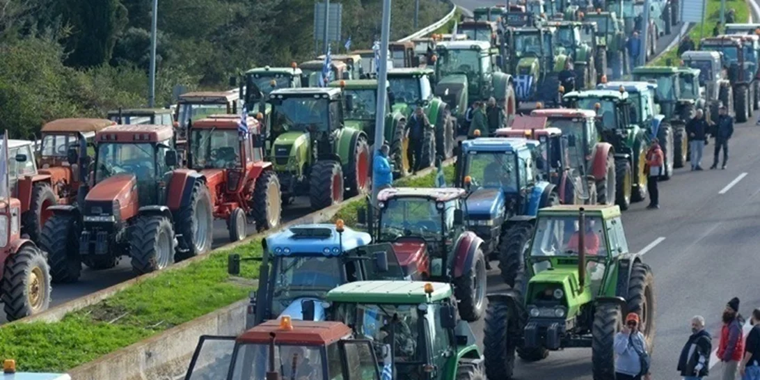 Συνεχίζουν τις κινητοποιήσεις τους οι αγρότες