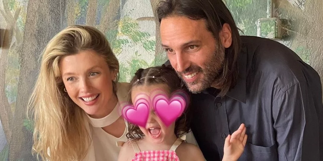 Γέννησε η Κωνσταντίνα Κομμάτα - Η φωτογραφία με το νεογέννητο μωρό της