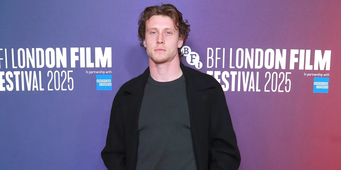 Ο Τζορτζ ΜακΚέι απάντησε στις εικασίες που τον συνδέουν με τον ρόλο του Τζέιμς Μποντ