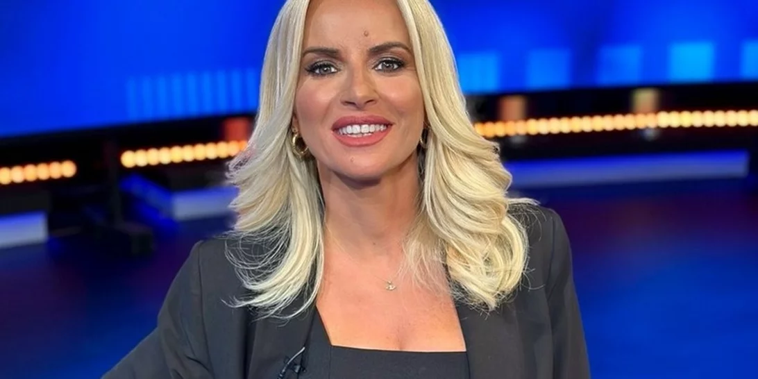 "Λύγισε" η Μαρία Μπεκατώρου στον αέρα της ΕΡΤ