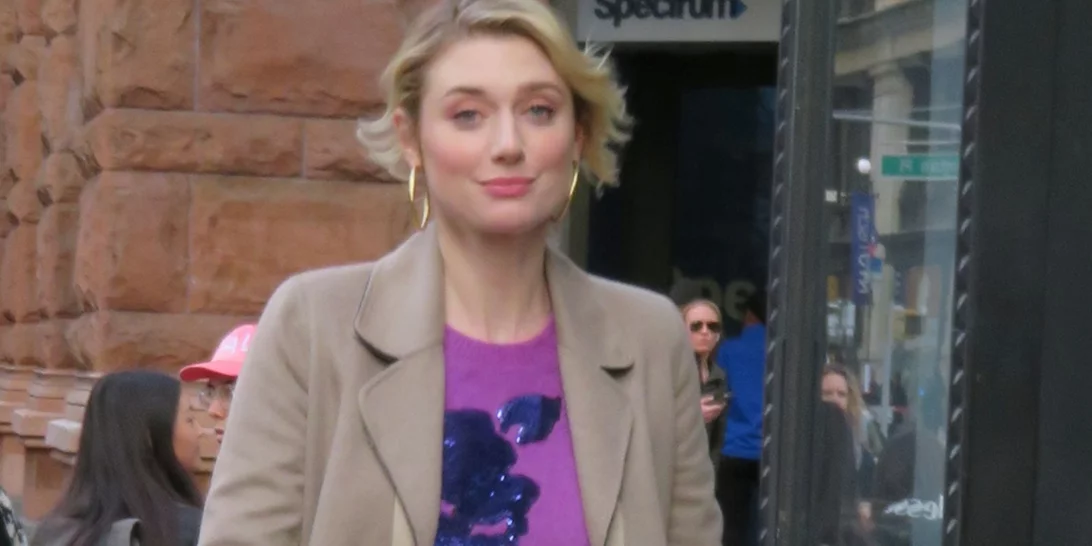 Η Elizabeth Debicki δηλώνει "τρομοκρατημένη" που θα υποδυθεί την πριγκίπισσα Diana