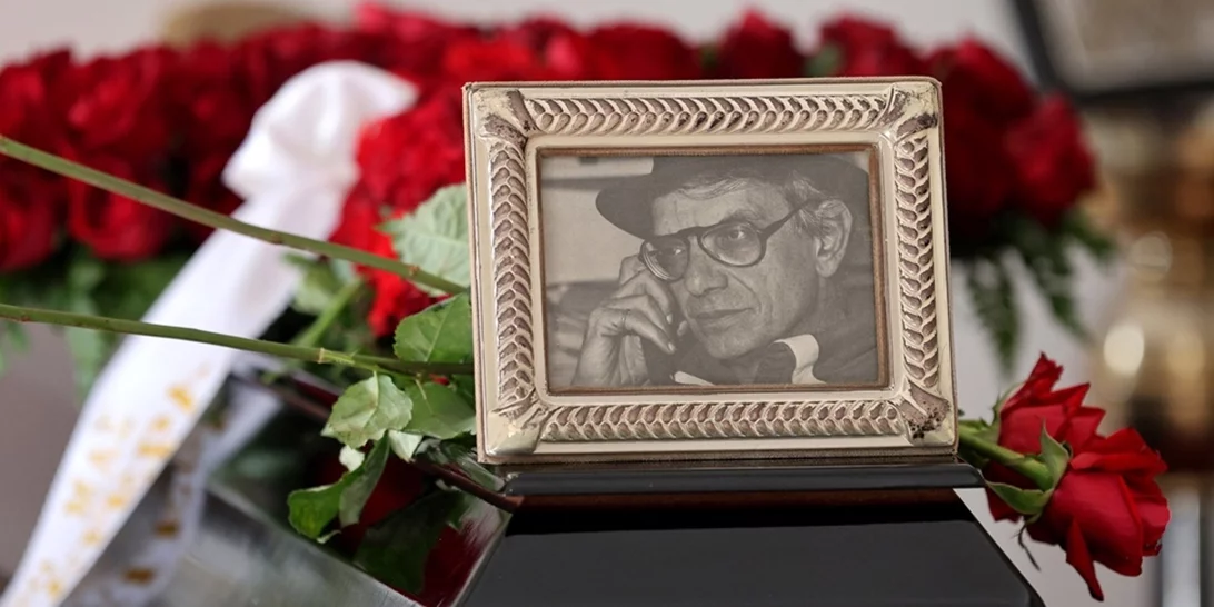 Βασίλης Βασιλικός | Το τελευταίο "αντίο" στον μεγάλο συγγραφέα