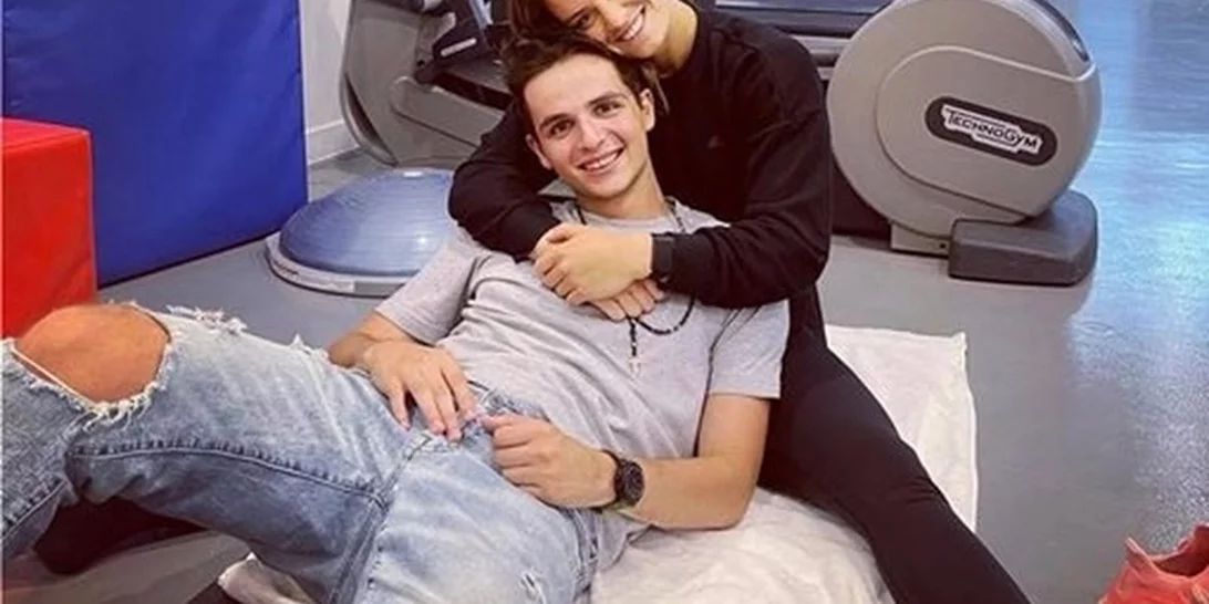 Ο Κωνσταντίνος Μητσοτάκης στο πλευρό της Μαρίας Σάκκαρη μετά τη σεξιστική επίθεση εις βάρος της