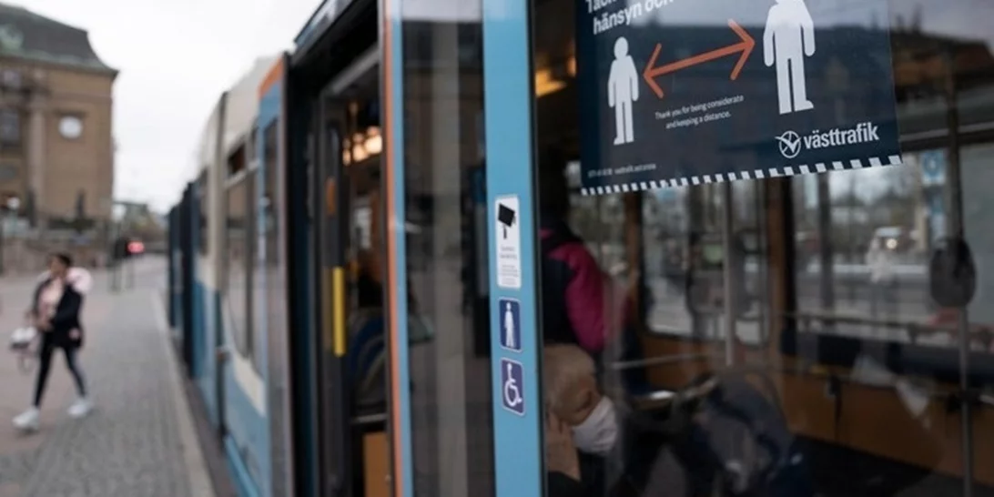 Σουηδία | Τραμ εκτροχιάσθηκε και κατέληξε μέσα σε πιτσαρία - 7 τραυματίες