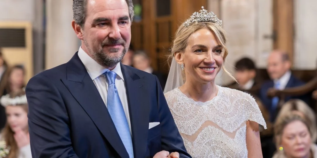 Νικόλαος Ντε Γκρες - Χρυσή Βαρδινογιάννη | Οι φωτογραφίες από την εκκλησία και η γαμήλια δεξίωση