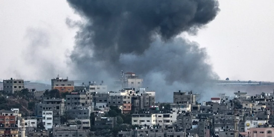 Συμφωνία για μεταφορά ανθρωπιστικής βοήθειας στη Γάζα με 20 φορτηγά - Τι ανακοίνωσε ο Biden