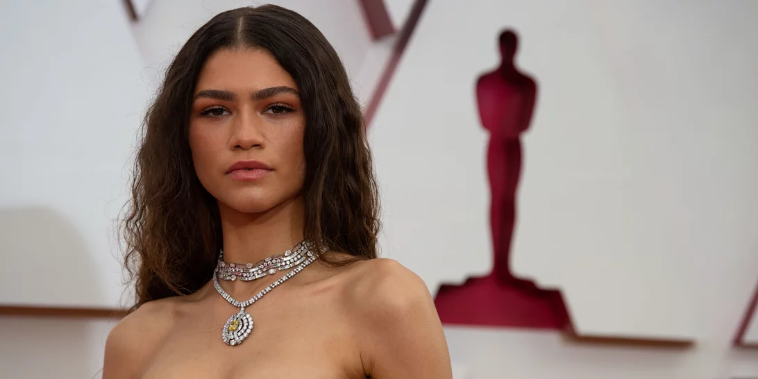 Oscars 2021 | Οι τάσεις σε μαλλιά και μακιγιάζ που ξεχωρίσαμε