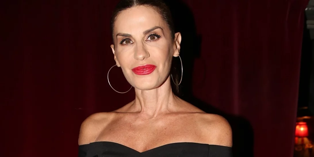 Κάτια Νικολαΐδου | Συντετριμμένοι η μητέρα και ο αδερφός της στη κηδεία της