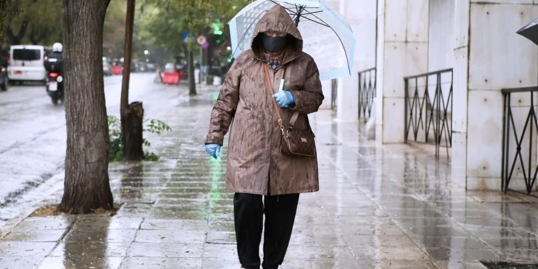 Επιδεινώνεται σήμερα ο καιρός | Βροχές, καταιγίδες και χιόνια στα ορεινά - Ποιες περιοχές θα επηρεαστούν