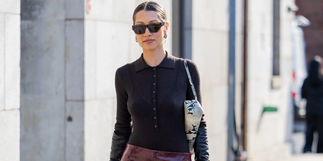 Οι κομψές midi φούστες από τη Zara που θα φοράς συνεχώς το φθινόπωρο