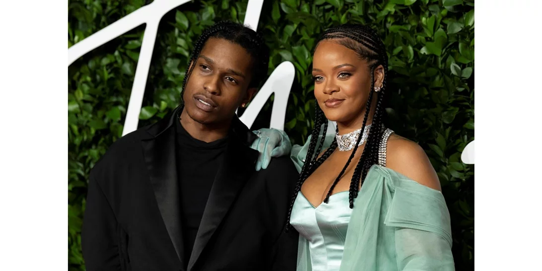 Η Rihanna είναι επισήμως δισεκατομμυριούχος (Forbes)
