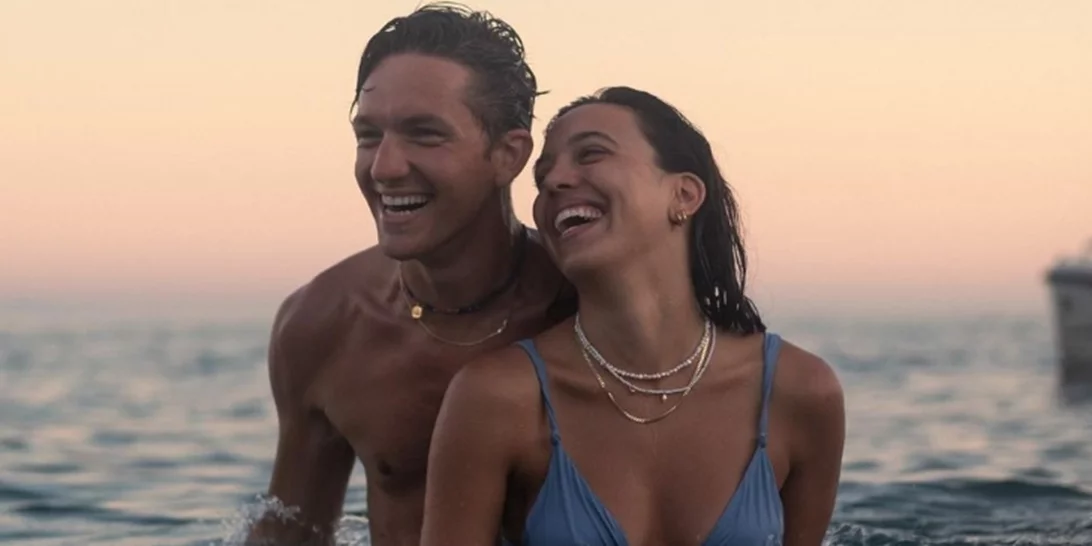 Μιχαήλ Ταμπακάκης – Σάντυ Χατζηιωάννου | Οι φωτογραφίες από τις κοινές διακοπές του ζευγαριού στην Τήνο