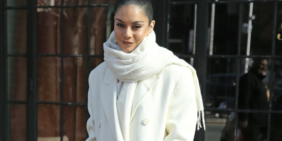 Τα κασκόλ που θα φοράς day to night αυτή την εποχή