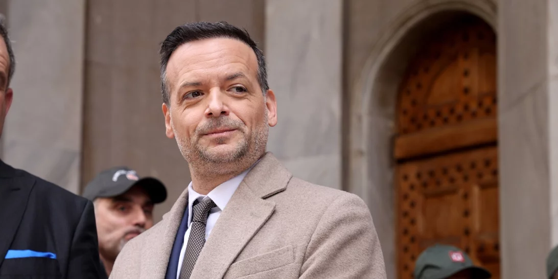 Ο Χάρης Δούκας παντρεύεται!