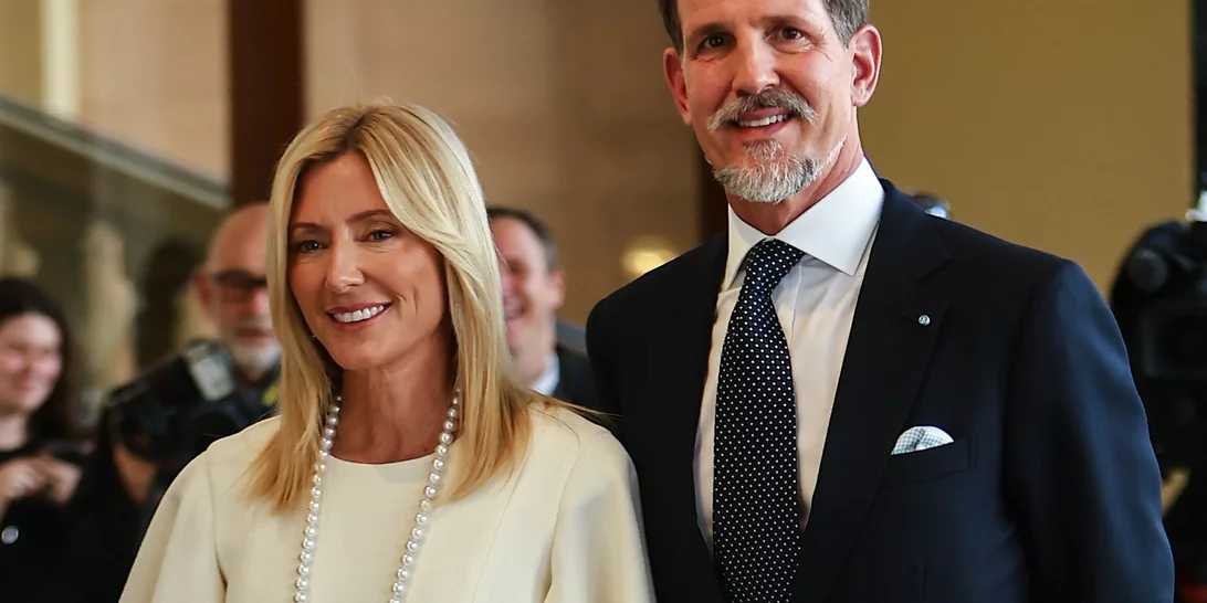 Marie Chantal | Τα 5 πολυτελή beauty items που δεν λείπουν ποτέ από την τσάντα της