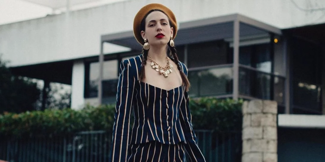 Vintage, Fast Fashion και Trends | Η Φωτεινή Τράκα μιλάει για τη δική της προσέγγιση στο στιλ