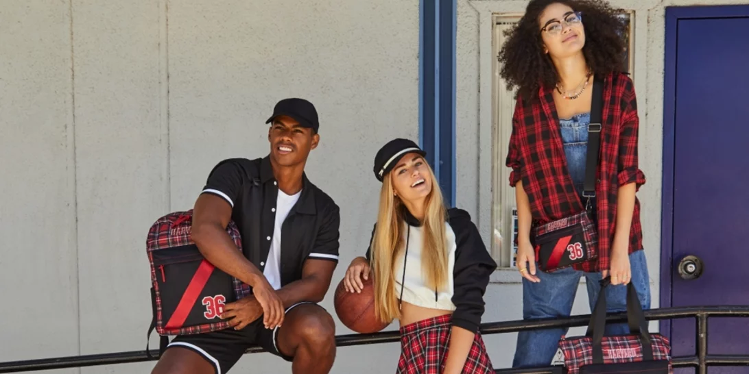 Είσαι έτοιμη για τη νέα σχολική χρονιά; Στη νέα College Collection της Carpisa θα βρεις ό,τι χρειάζεσαι