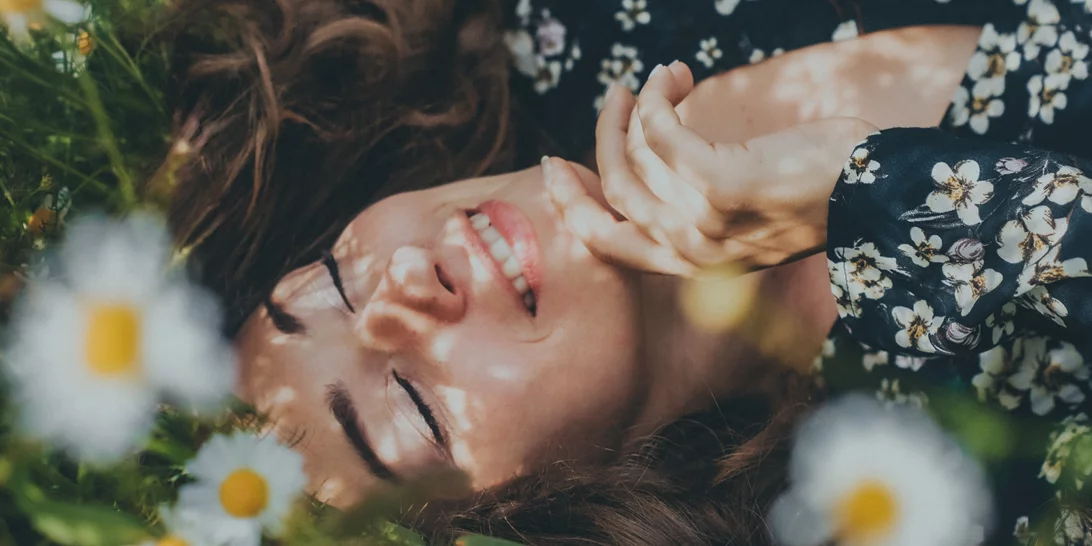 Νεανικό δέρμα χωρίς ρυτίδες με μη επεμβατικό τρόπο; Κι όμως, γίνεται