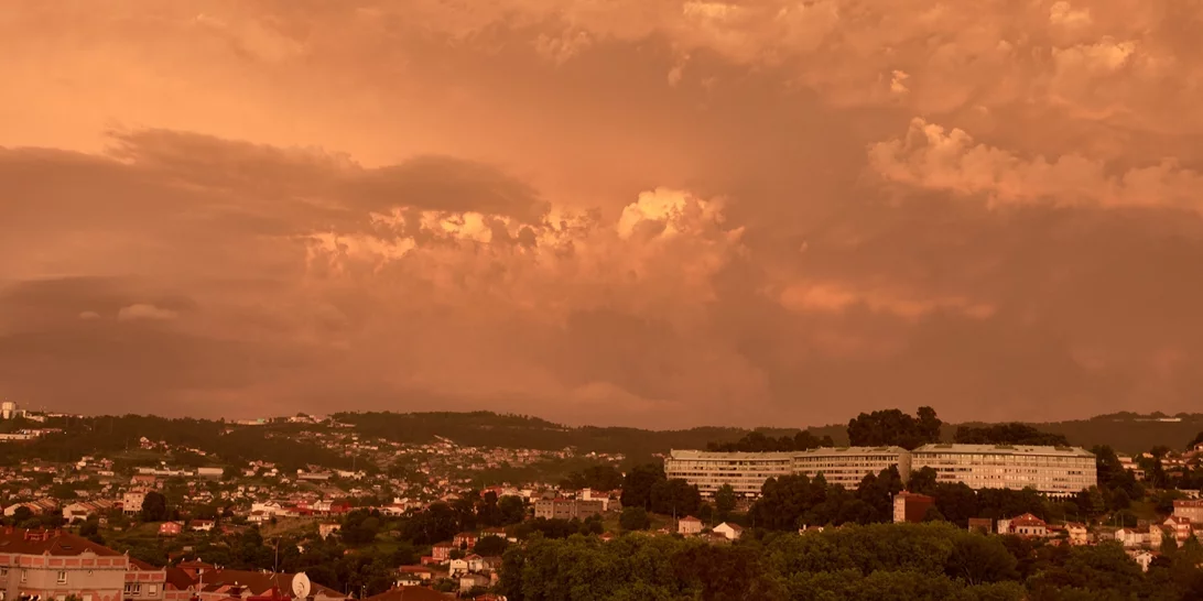 "Κοκτέιλ" ζέστης και αφρικανικής σκόνης έως τα μέσα της επόμενης εβδομάδας - Πού θα σημειωθούν λασποβροχές