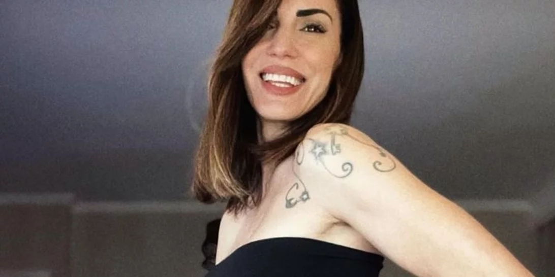 Ελισάβετ Σπανού | Ανακοινώνει την εγκυμοσύνη της και μας δείχνει τη φουσκωμένη κοιλίτσα της