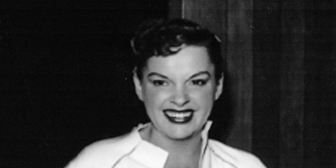 Judy Garland | O τραγικός θάνατος μιας κορυφαίας σταρ