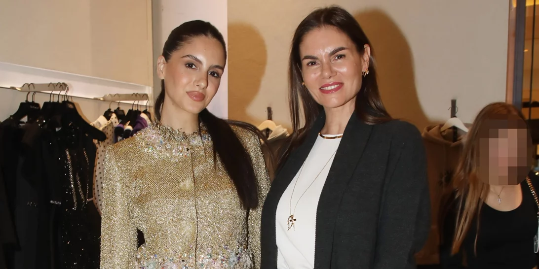 Η Μιράντα Πατέρα με ζεστή γούνα και τα παπούτσια που έχεις στη συλλογή σου