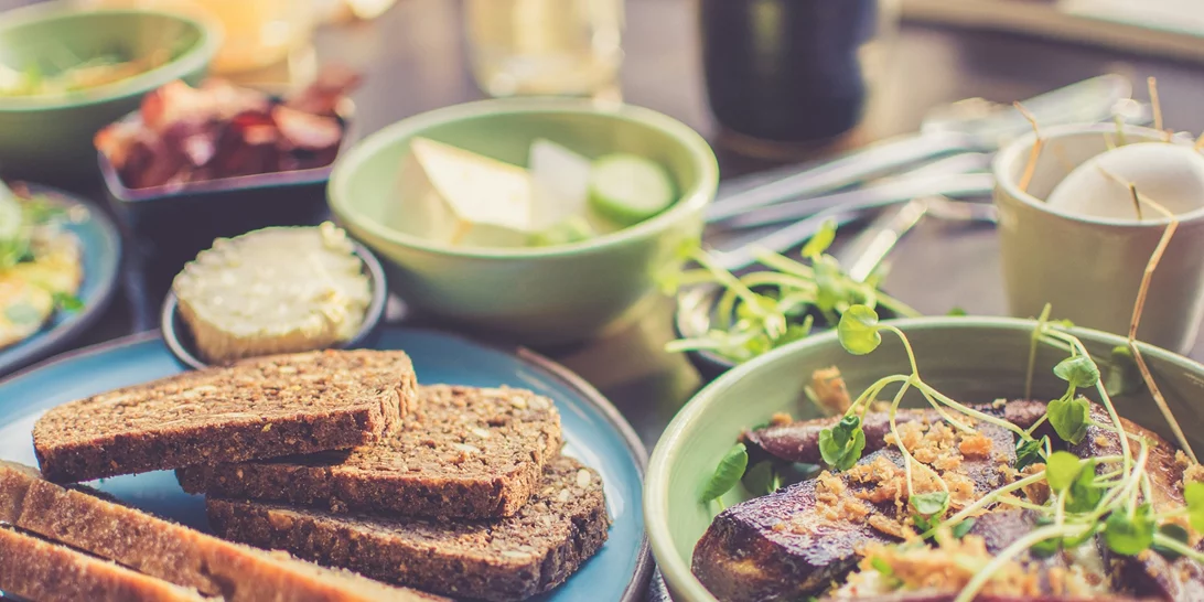 10 τροφές που χρειάζεται να τρώμε για καλή υγεία οι οποίες βοηθούν και το μεταβολισμό για τη διαχείριση του βάρους