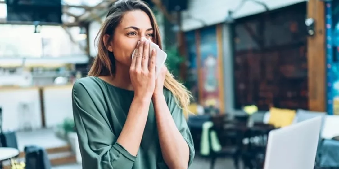 Πονάει το κεφάλι σου και έχεις πυρετό; Δοκίμασε το Apotel με άρωμα Espresso