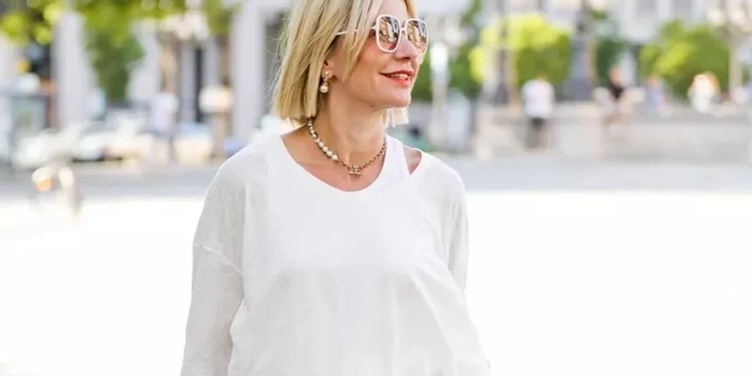 Κομψή τον Αύγουστο | Τα καλύτερα looks με παντελόνι για γυναίκες άνω των 50