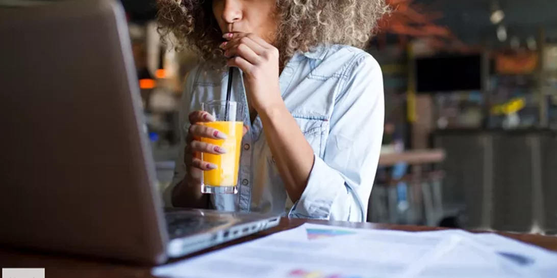 Τι θα συμβεί στο σώμα σου αν πίνεις φρέσκο χυμό πορτοκάλι κάθε μέρα;