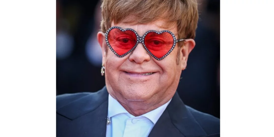 Elton John | Το αιχμηρό σχόλιο για το Βατικανό μετά τη δήλωση για τις ομοφυλοφιλικές σχέσεις