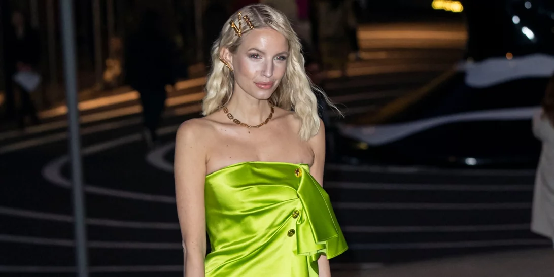 Πρόκειται να γίνεις νονά; 5 φορέματα από τη Mango που αξίζουν την προσοχή σου